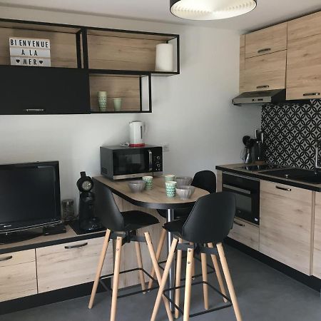 Studio Front De Mer Avec Terrasse Et Acces Direct Plage A Merville-Franceville - Fr-1-487-329 Kültér fotó