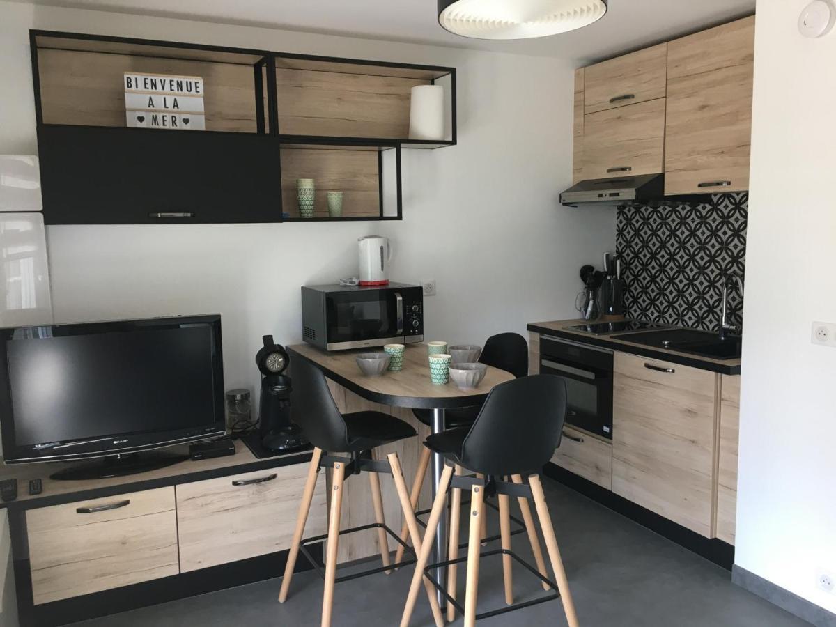 Studio Front De Mer Avec Terrasse Et Acces Direct Plage A Merville-Franceville - Fr-1-487-329 Kültér fotó