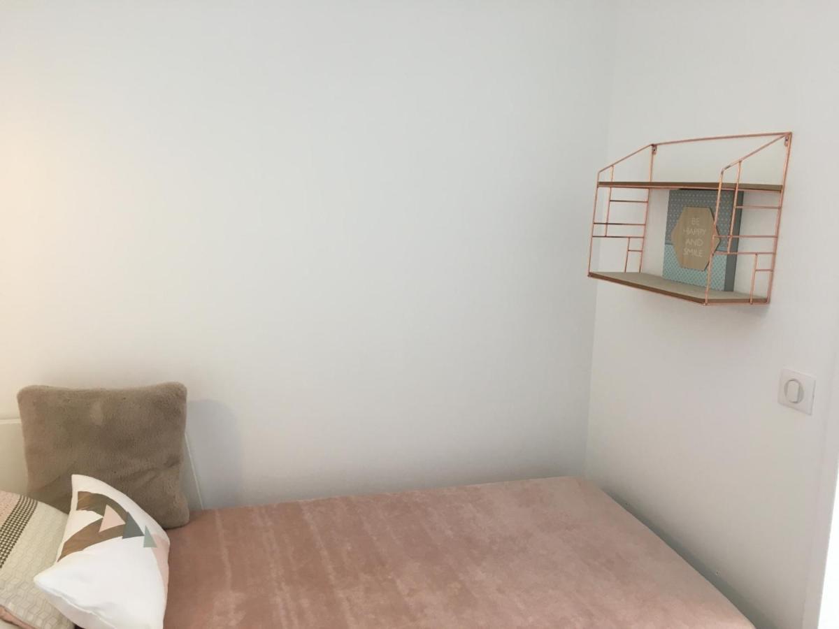 Studio Front De Mer Avec Terrasse Et Acces Direct Plage A Merville-Franceville - Fr-1-487-329 Kültér fotó