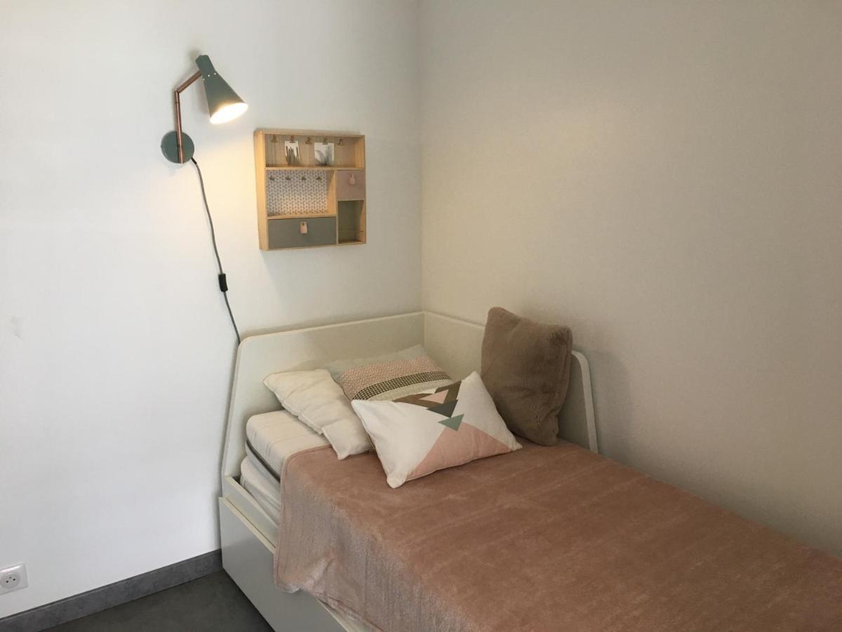 Studio Front De Mer Avec Terrasse Et Acces Direct Plage A Merville-Franceville - Fr-1-487-329 Kültér fotó